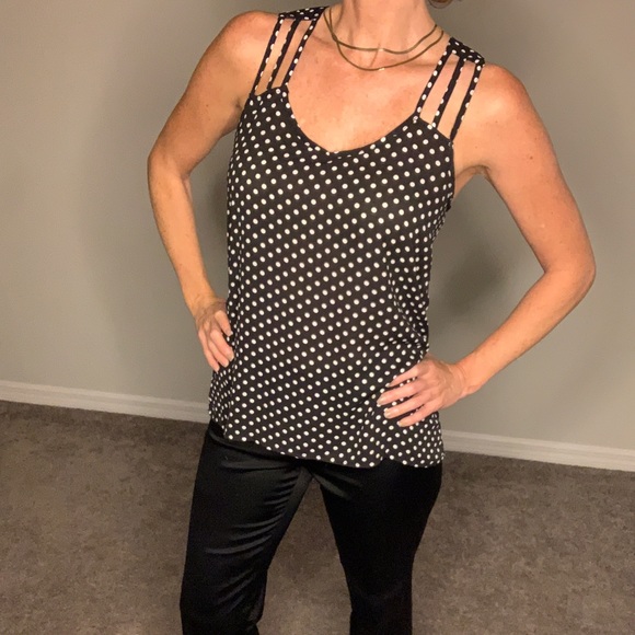Popular polka dot top - Picture 4 of 9